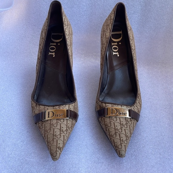 Christian Dior brown monogram heels - Picture 13 of 16